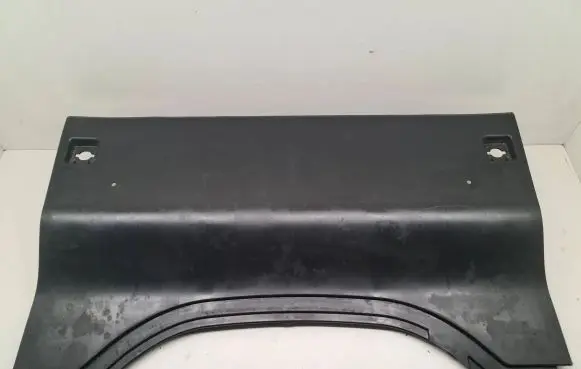 Trunk/boot floor carpet liner