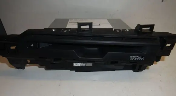 Lexus UX Radio/CD/DVD/GPS head unit
