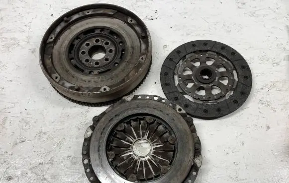 BMW 3 E46 Clutch set kit 1223689 1223711