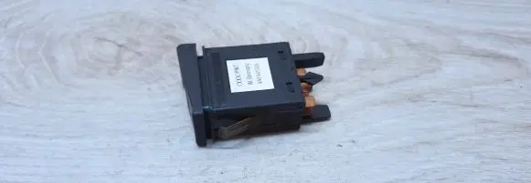Audi 80 90 S2 B4 Hazard light switch 4A0941509 PNT65D0T