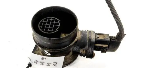 Skoda Octavia Mk2 (1Z) Mass air flow meter 0281002531 038906461B