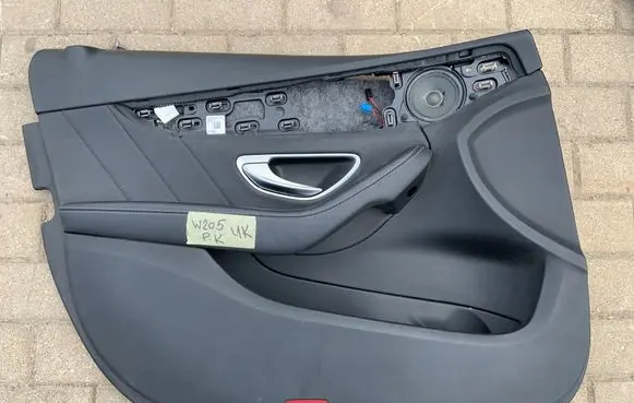 Mercedes-Benz C W205 Front door card panel trim