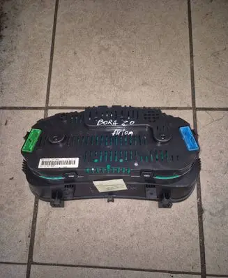 Volkswagen Golf IV Speedometer (instrument cluster) 1J0920900K