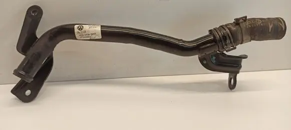 Volkswagen Transporter - Caravelle T6 Engine coolant pipe/hose 04L121034