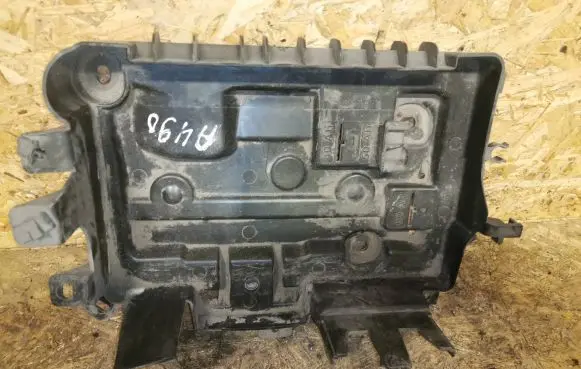 Opel Corsa D Battery tray 13235642 600002190