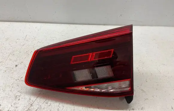 Volkswagen PASSAT B8 Tailgate rear/tail lights 3G9945094K F03748000C