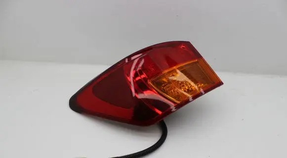 Lexus IS 220D-250-350 Rear/tail lights