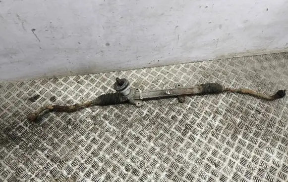 Hyundai i40 Steering rack 565003Z090