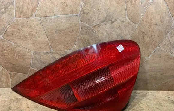 Mercedes-Benz SL R230 Rear/tail lights A2308200164