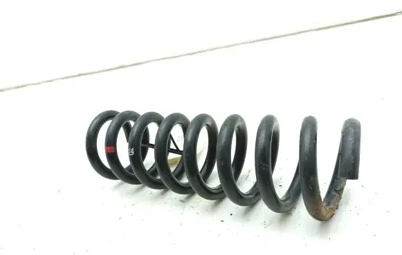 Mercedes-Benz E W212 Rear coil spring