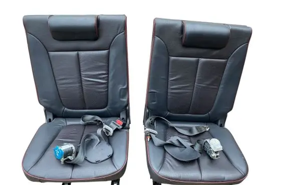 Hyundai Santa Fe Third row seats 