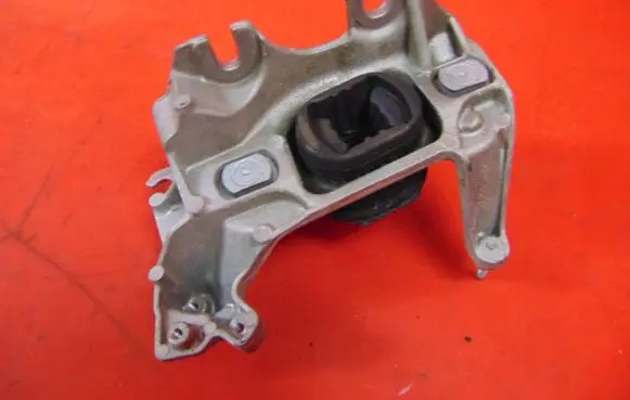 Renault Zoe Gearbox mount 112223722R