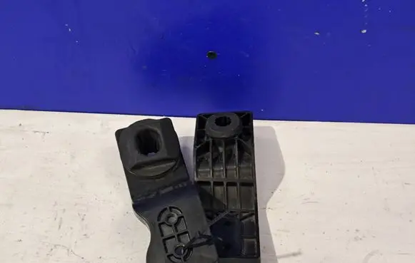 Jaguar XE Holder (bracket) GX738K3317AE