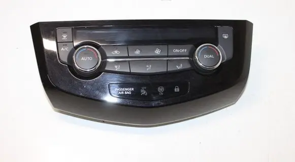 Nissan Qashqai Climate control unit 275004EA0A