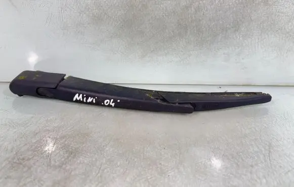 Mini One - Cooper R50 - 53 Rear wiper blade arm