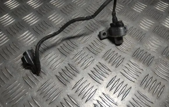 Volvo S80 Crankshaft position sensor 1275789