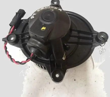 Chrysler PT Cruiser Heater fan/blower 036628X