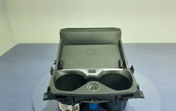 BMW 1 F40 Glove box 6834298