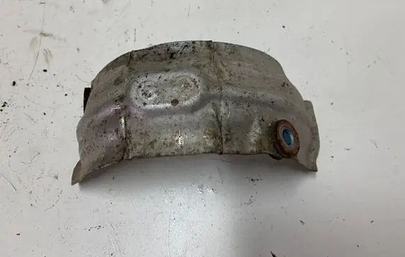 Toyota Avensis T250 Heat shield in engine bay 