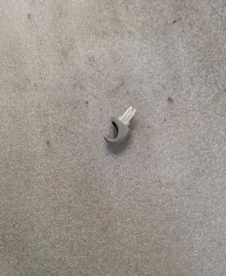 Toyota Corolla Verso E121 Sun visor clip/hook/bracket 