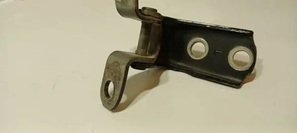 Toyota RAV 4 (XA30) Rear door lower hinge 