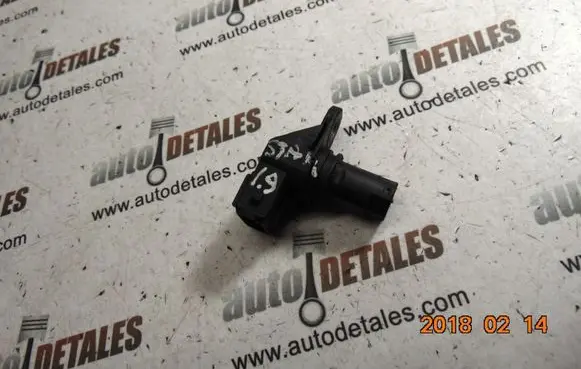 Mitsubishi Space Star Camshaft position sensor 8200370572