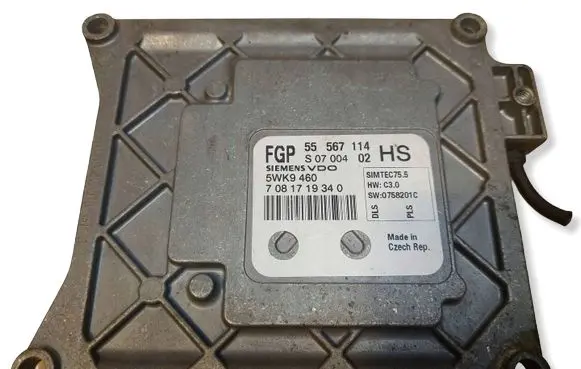 Opel Astra H Engine control unit/module ECU 55567114 5WK9460