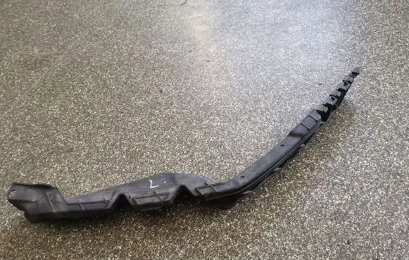 Skoda Octavia Mk2 (1Z) Front bumper mounting bracket