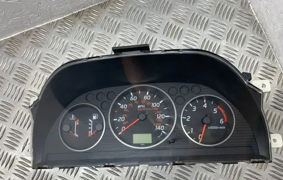 Nissan X-Trail T30 Speedometer (instrument cluster) 8H70575 37030009