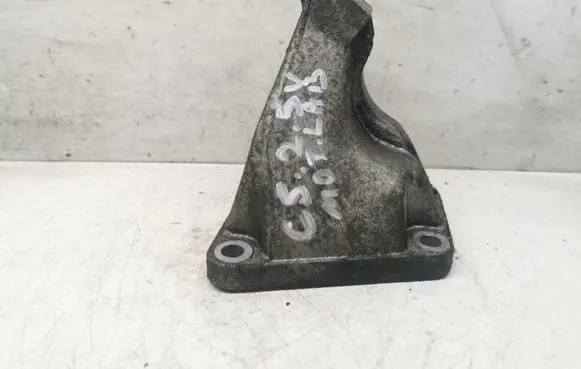 Audi A6 S6 C5 4B Engine mounting bracket 4B0199308