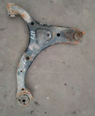 KIA Sorento Front lower control arm/wishbone