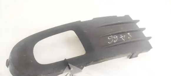 Volvo V50 Front bumper mounting bracket 30655885RH