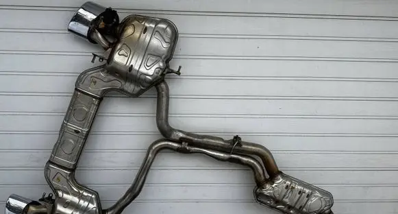 Audi RS6 Muffler/silencer 4K0253411P 4K0253611A