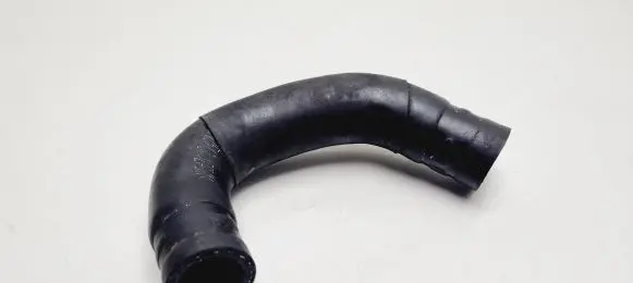 KIA Carnival Engine coolant pipe/hose
