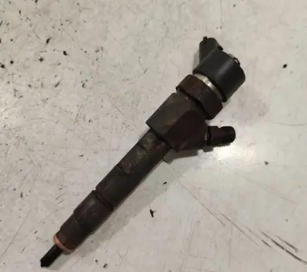 Renault Laguna II Fuel injector 7700111014