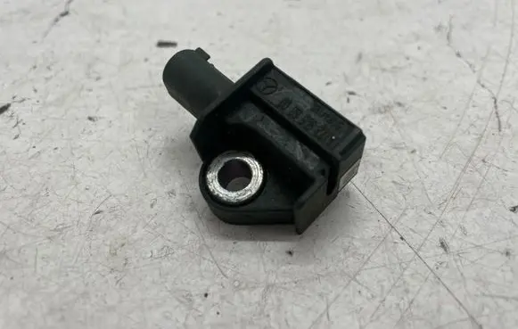 Mercedes-Benz E W212 Airbag deployment crash/impact sensor A1729056000