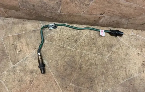 Mercedes-Benz C W204 Lambda probe sensor A0035427018