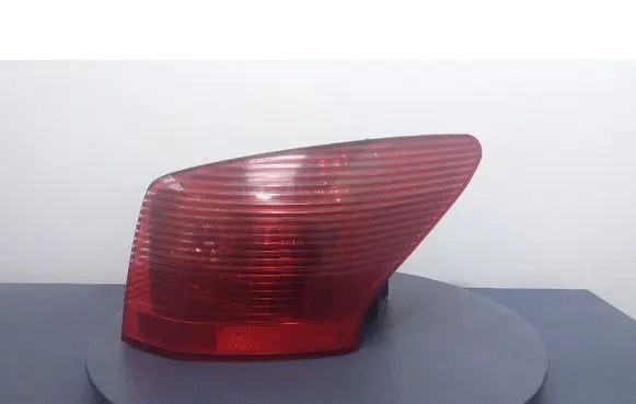 Peugeot 407 Rear/tail lights 