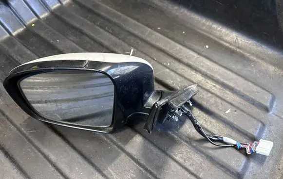 Infiniti FX Front door electric wing mirror 027368 8313 C93