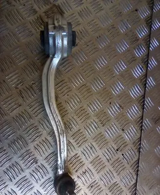 Mercedes-Benz C W203 Front lower control arm/wishbone