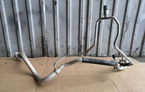 Opel Mokka Air conditioning (A/C) pipe/hose 95422880