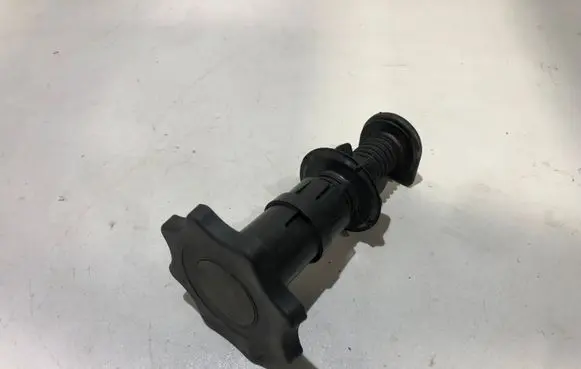 Audi A4 S4 B6 8E 8H Spare wheel mounting bracket 8E9803899