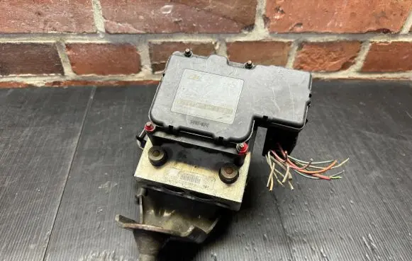 Mercedes-Benz ML W163 ABS Pump A1634310112 212820813 10020401774