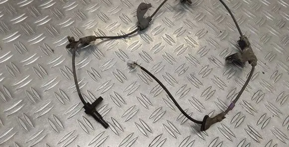 Toyota RAV 4 (XA40) ABS rear brake sensor 