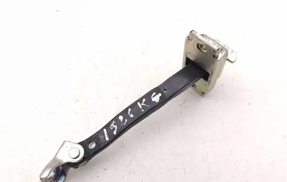 Toyota Prius (XW50) Rear door check strap stopper