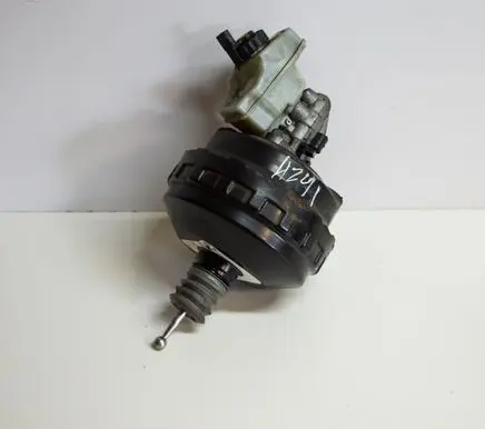 Volkswagen Tiguan Brake booster 5N2614105C