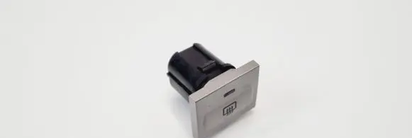 Ford Focus Windscreen/window heater switch 8Y4T18C621AB 18C621AB