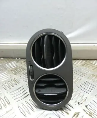 Volkswagen Tiguan Dashboard side air vent grill/cover trim 5M0819796A
