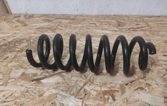 Mercedes-Benz GLC X253 C253 Rear coil spring