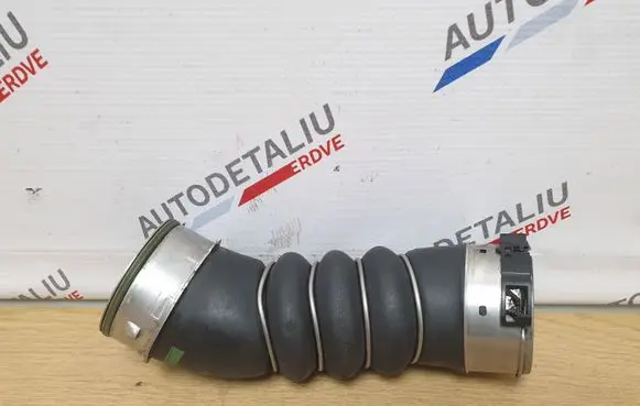 BMW X5 E70 Intercooler hose/pipe 7807985 11617807985